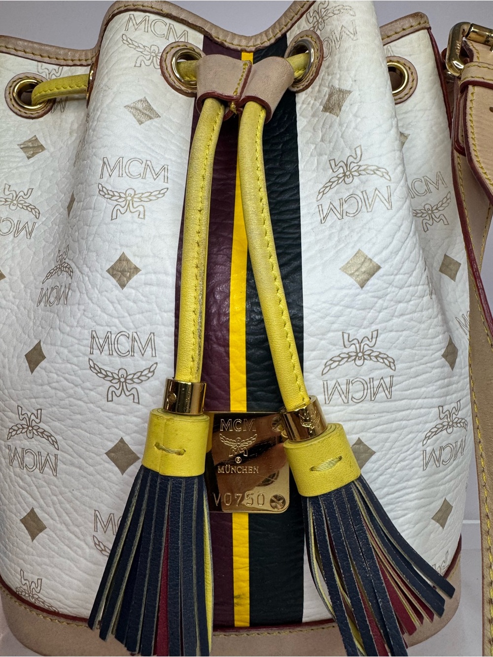 #325 MCM Heritage Visetos Monogram Drawstring Bucket Bag - Picture 3 of 14